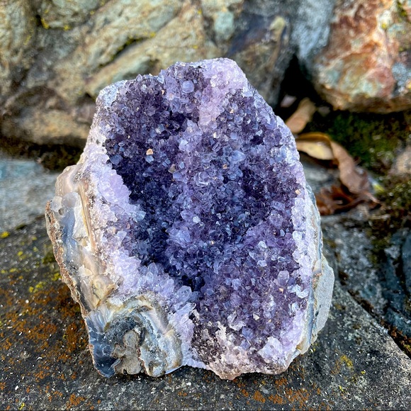 Amethyst Quartz Geode - Picture 2 of 5